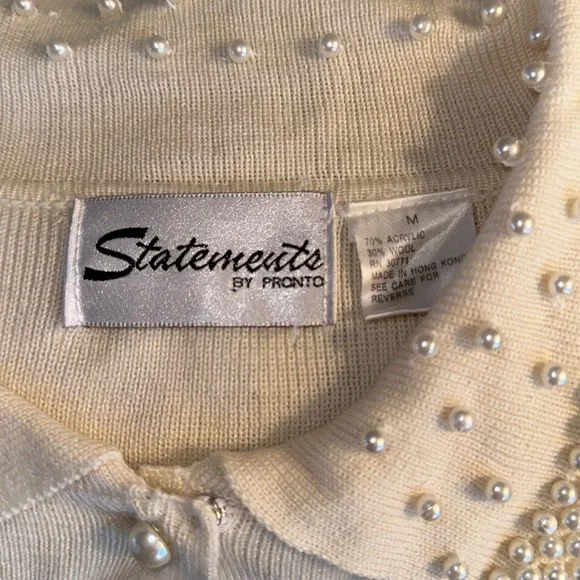 Vintage Women’s Pearl Embellished Off White Cardigan Sweater- Medium - Picture 3 of 8